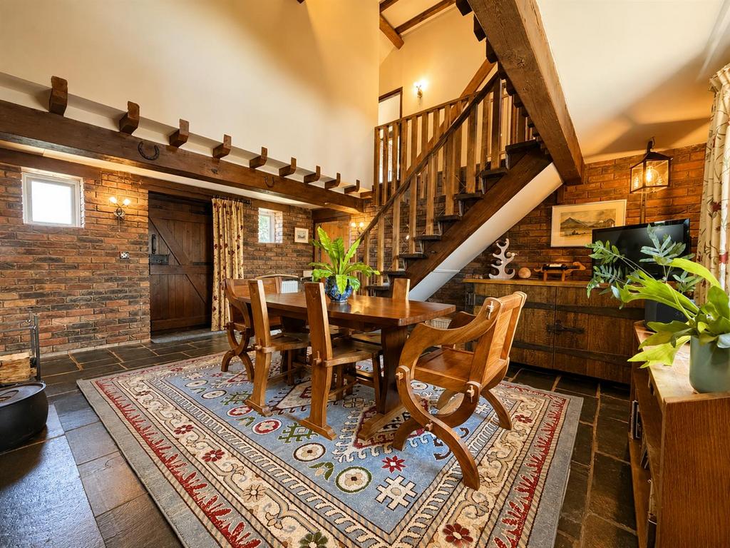 House in Whitchurch - View 3