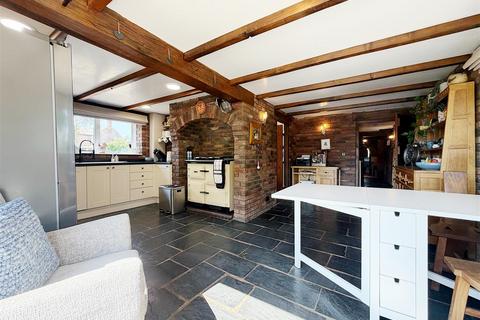 4 bedroom barn conversion for sale, Horseman's Green, Whitchurch SY13