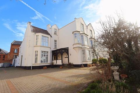 Studio for sale, Cambrian View, Chester CH1