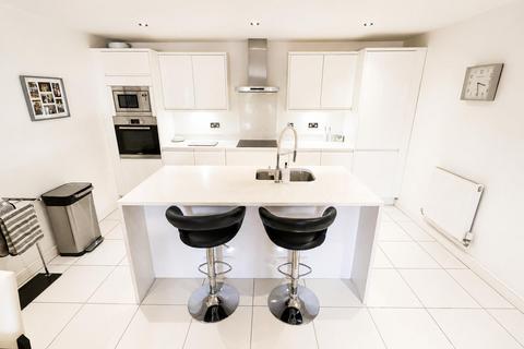 2 bedroom apartment for sale, Christleton Road, Chester CH3