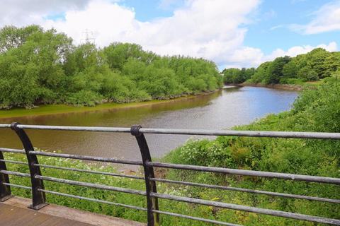 1 bedroom flat for sale, New Crane Street, Chester CH1