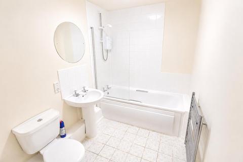 Studio for sale, The Square, Chester CH1