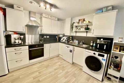 2 bedroom apartment for sale, Saddlery Way, Chester CH1