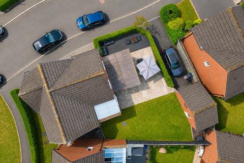 4 bedroom detached house for sale, Messham Close, Broughton CH4