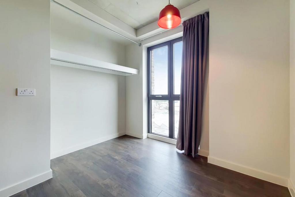 Apartment in Wembley - More