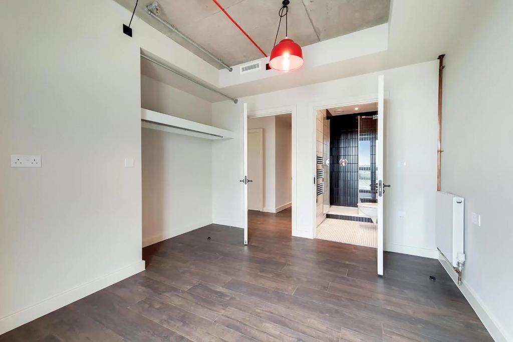 Apartment in Wembley - View 4