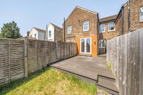 3 bed terraced house for rent in Colebrook Road, Tunbridge Wells, TN4