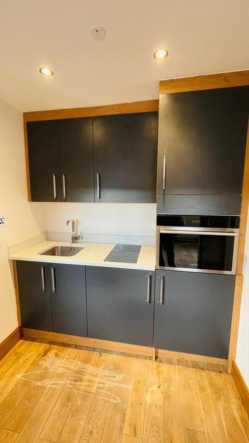 Apartment in Croydon, Addiscombe - View 3