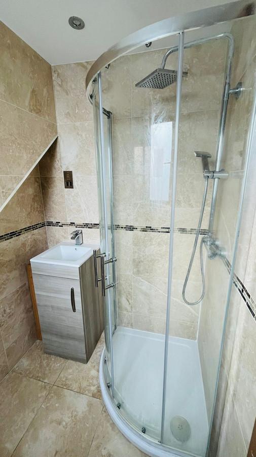 Apartment in Croydon, Addiscombe - View 4
