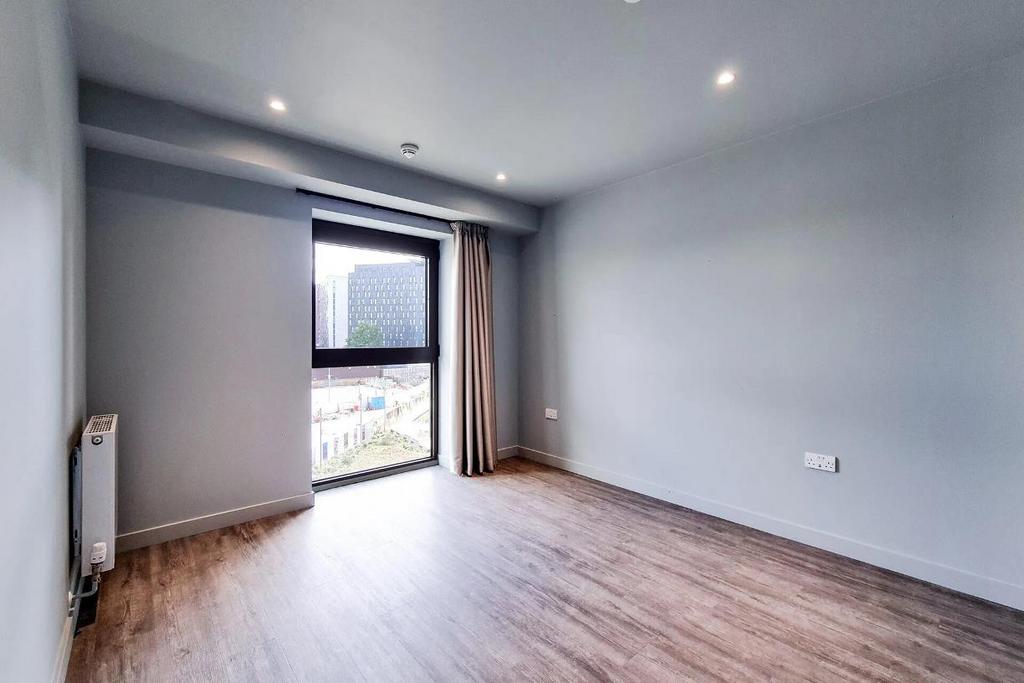 Apartment in London, Preston - View 3