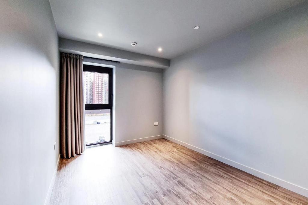 Apartment in London, Preston - View 5