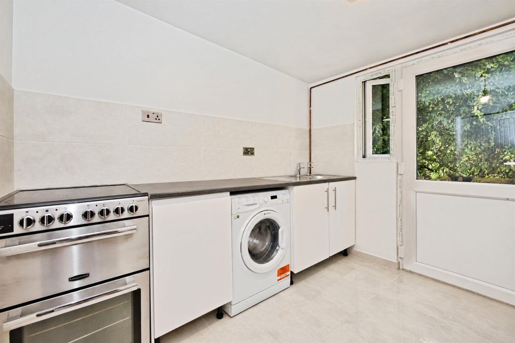 House in Yeovil - View 5