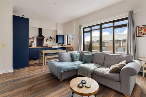 2 bedroom flat for sale, Rustat Avenue, Cambridge CB1