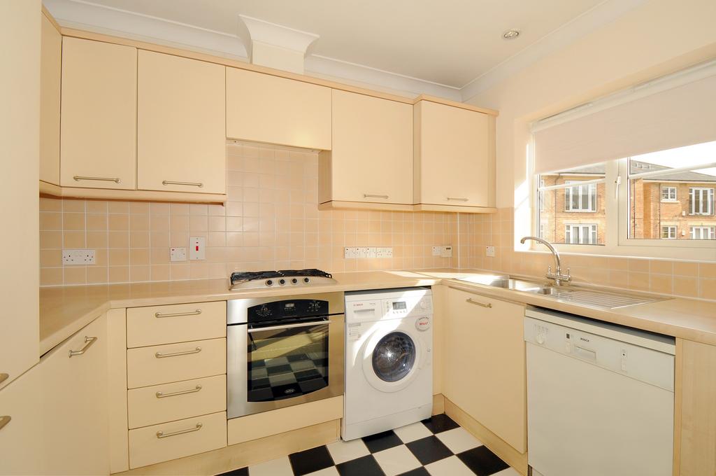 Apartment in Oxford - View 3