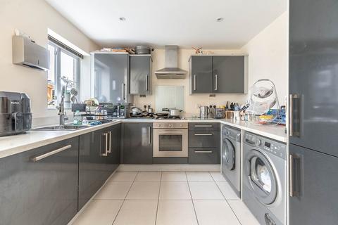 3 bedroom semi-detached house for sale, Pinner Park Gardens, Harrow, HA2
