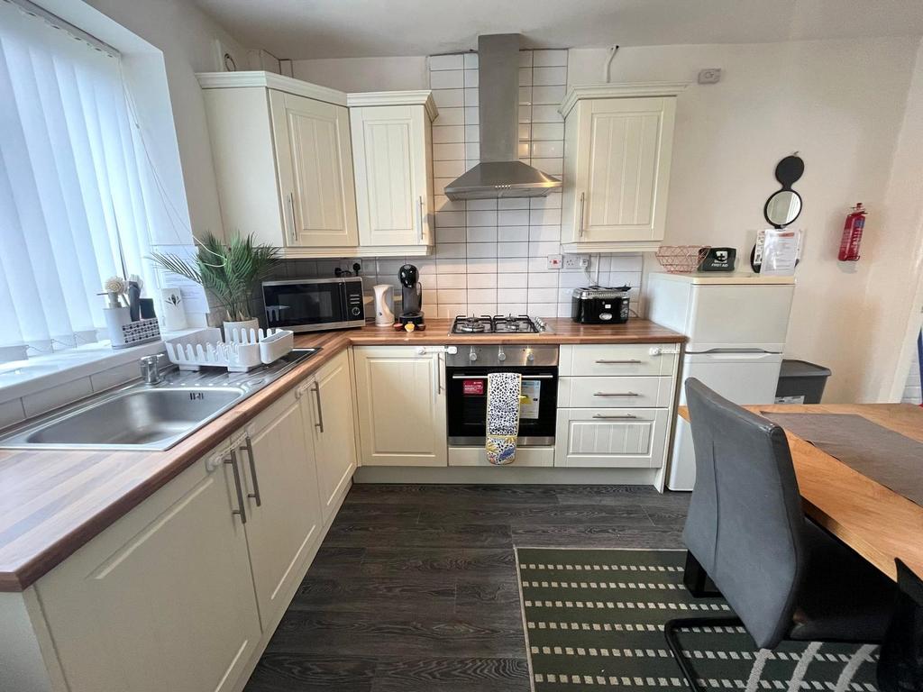 House in Salford, Greater Manchester - View 2