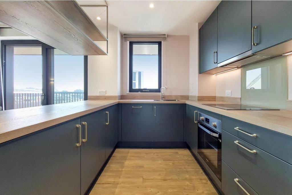 Apartment in Wembley - View 3