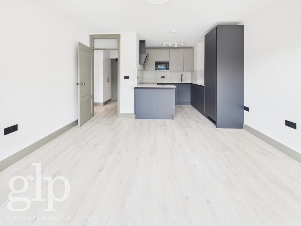 Apartment in London - More