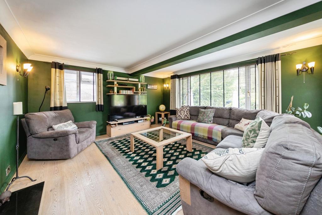 House in Tonbridge and Malling, Kent - View 3