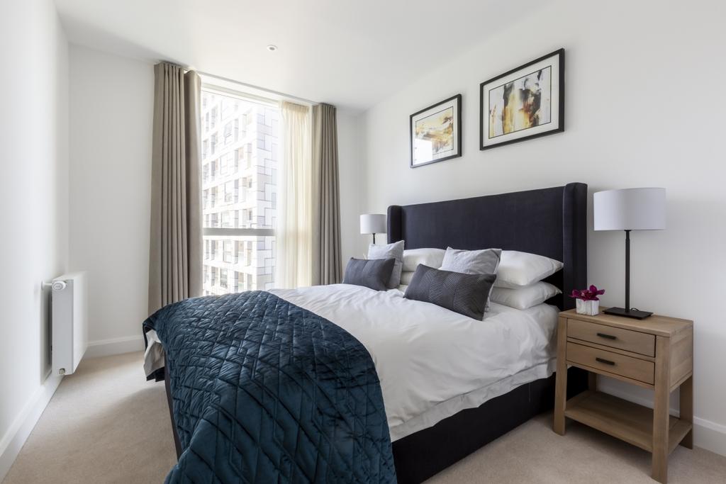 Apartment in Canary Wharf - View 2