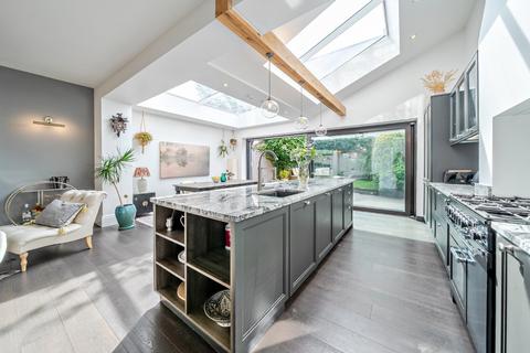 Sudbourne Road, Brixton, London, SW2