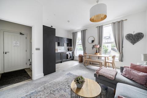 2 bedroom apartment for sale, Hales Road, Gloucestershire GL52