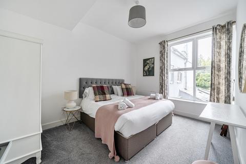 2 bedroom apartment for sale, Hales Road, Gloucestershire GL52