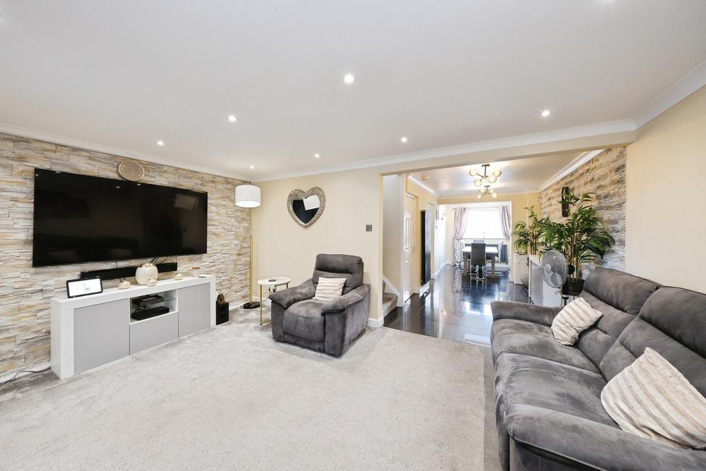 House in Nottingham - View 2