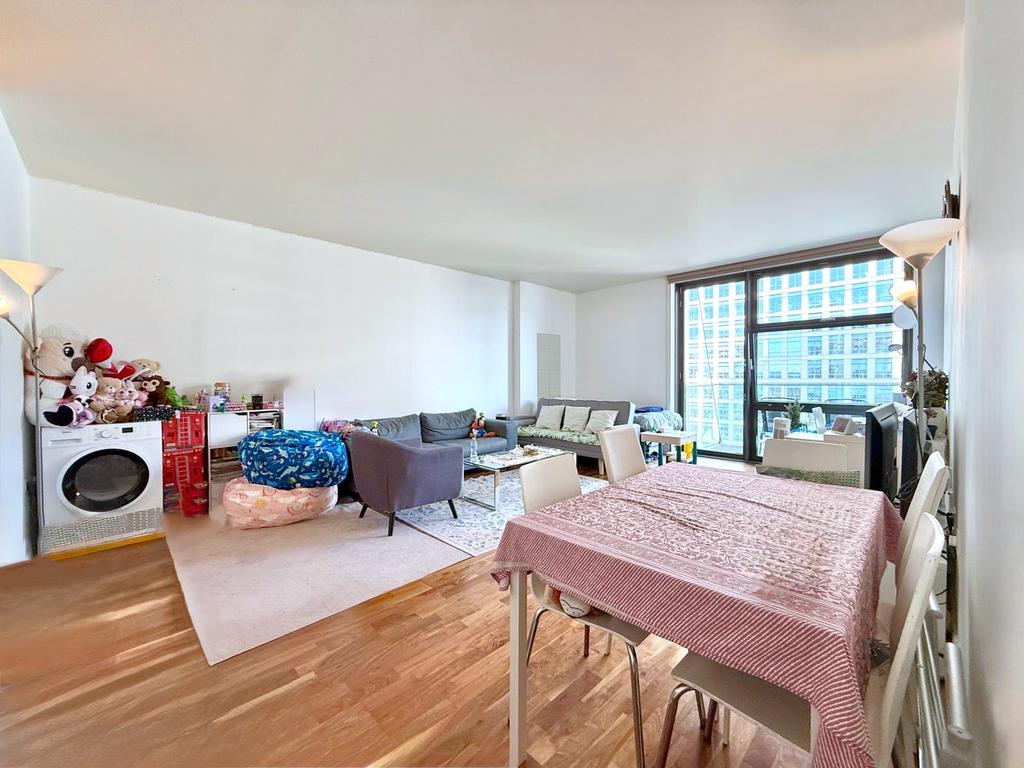 Apartment in London - View 2