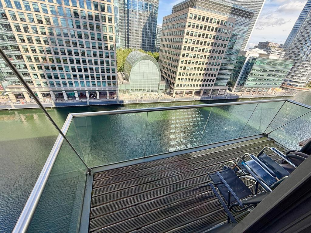 Apartment in London - View 5