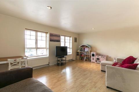 2 bedroom flat for sale, Malmesbury Park Road, Bournemouth BH8