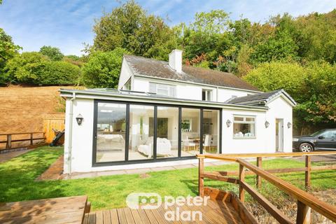 4 bedroom detached house for sale, Tranch Road, Tranch, Pontypool