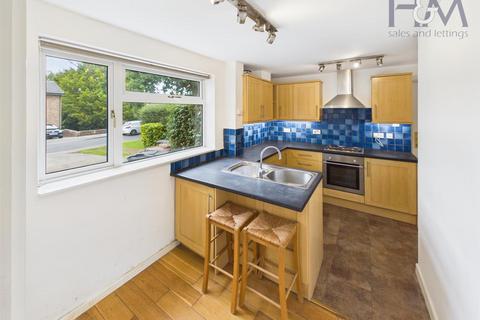 3 bedroom terraced house to rent, Telford Avenue, Stevenage, Hertfordshire, SG2 0AT