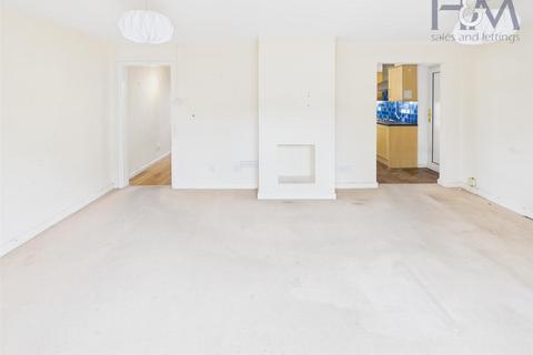 3 bedroom terraced house to rent, Telford Avenue, Stevenage, Hertfordshire, SG2 0AT