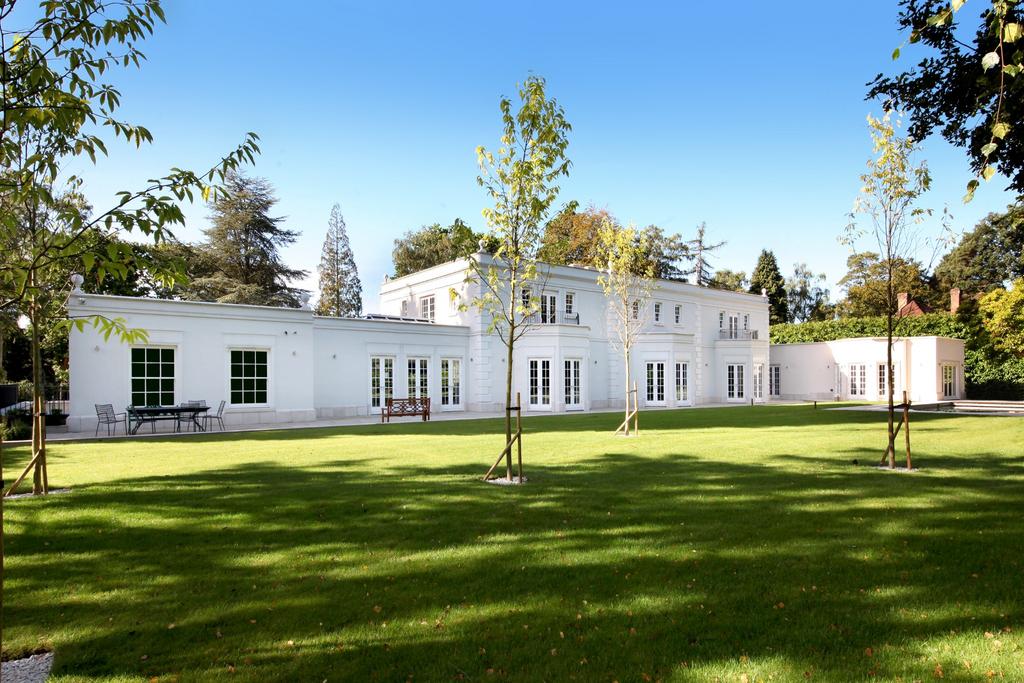 House in Virginia Water - View 5