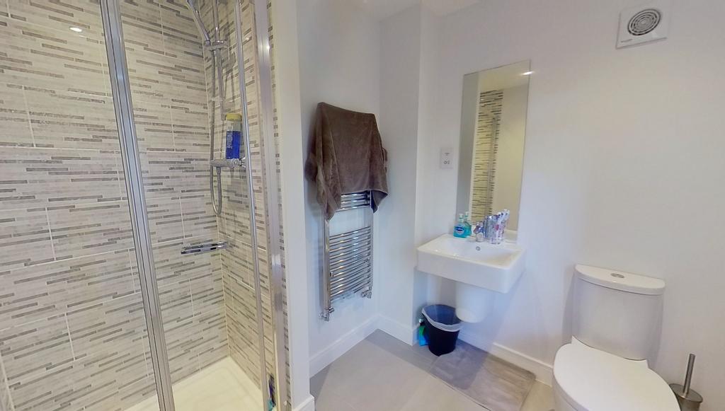 House in Leeds - View 5