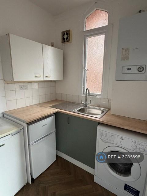 Apartment in Manchester - View 2