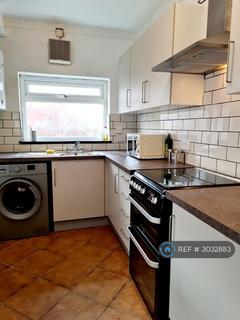 3 bed terraced house for rent in Canning Street, Bury, BL9