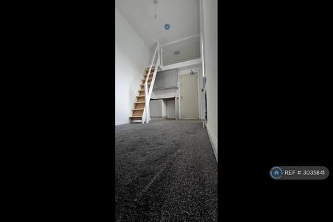 1 bed house for rent in Ruth St, Bury, BL9