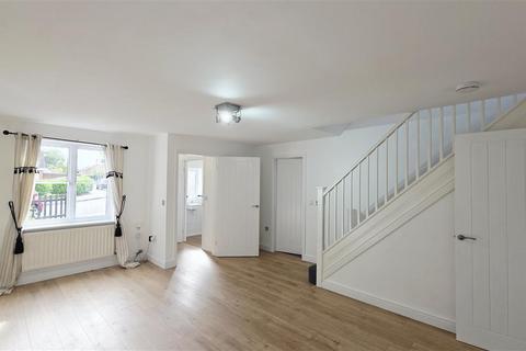 3 bedroom detached house to rent, Pinewood Road, Winsford
