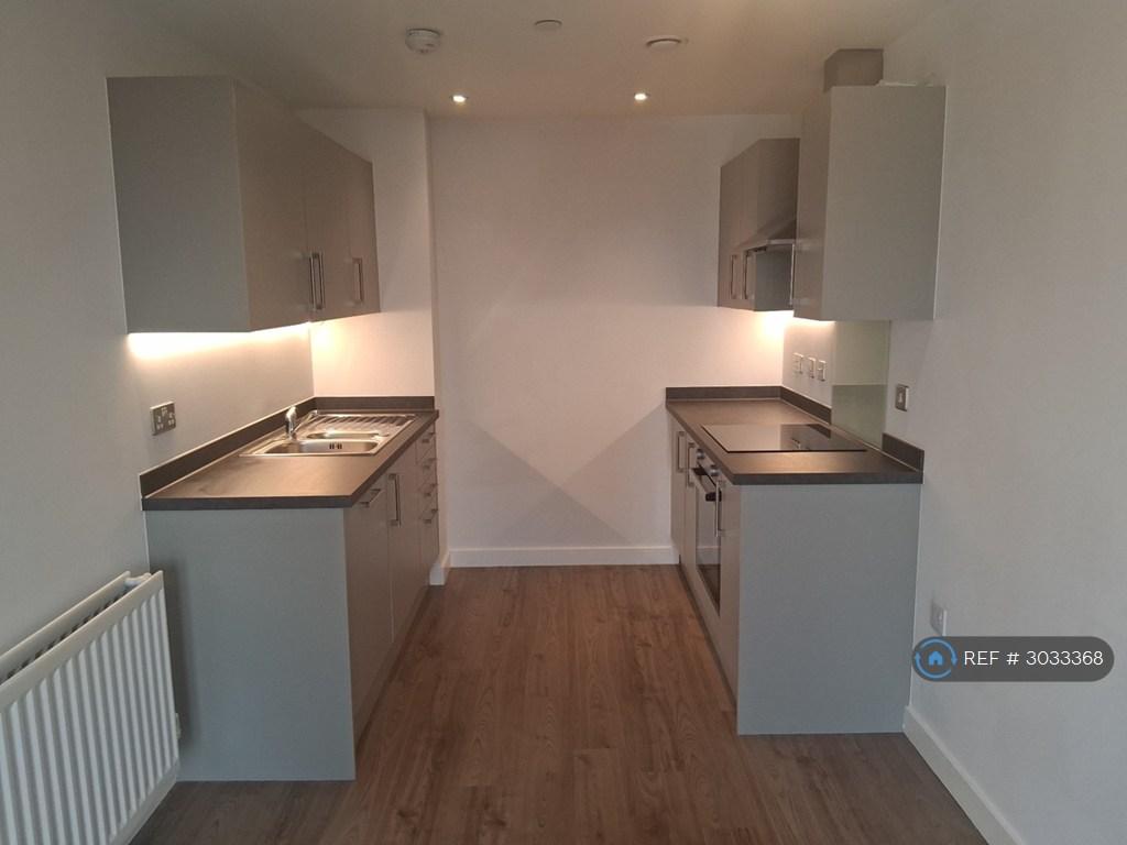 Apartment in Liverpool - View 3