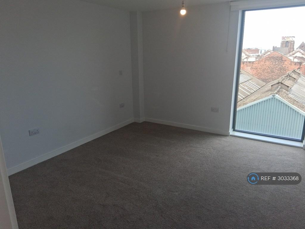 Apartment in Liverpool - View 4