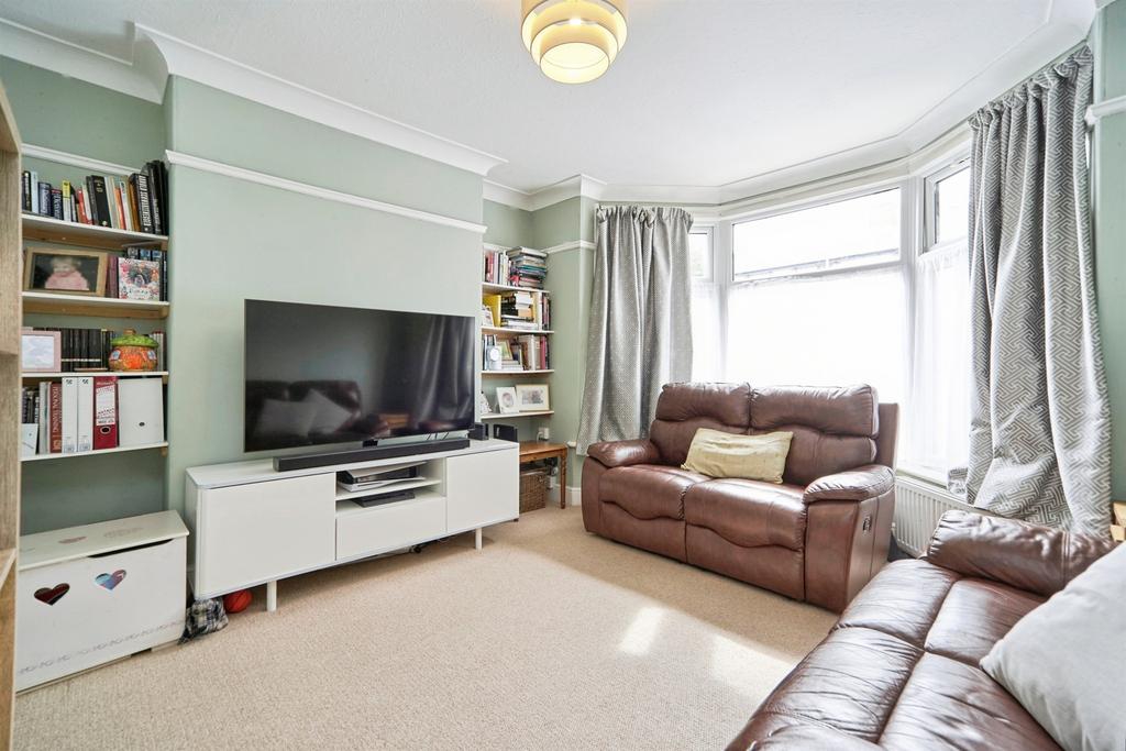 House in Leeds, West Yorkshire - View 4