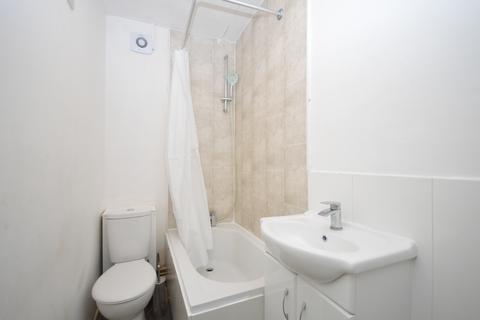 2 bedroom terraced house to rent, Havelock Street, KETTERING, NN16