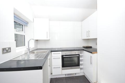 2 bedroom terraced house to rent, Havelock Street, KETTERING, NN16