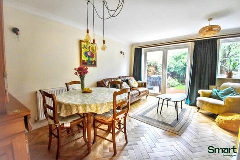 3 bedroom semi-detached house for sale, Norman Mews, Exeter EX2