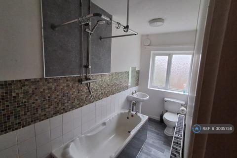 2 bedroom terraced house to rent, Springfield Gardens, Ilkeston, DE7