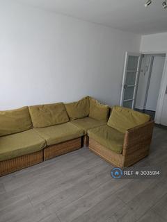 1 bedroom flat to rent, Bulstrode Road, Hounslow, TW3