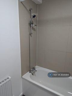 1 bedroom flat to rent, Bulstrode Road, Hounslow, TW3
