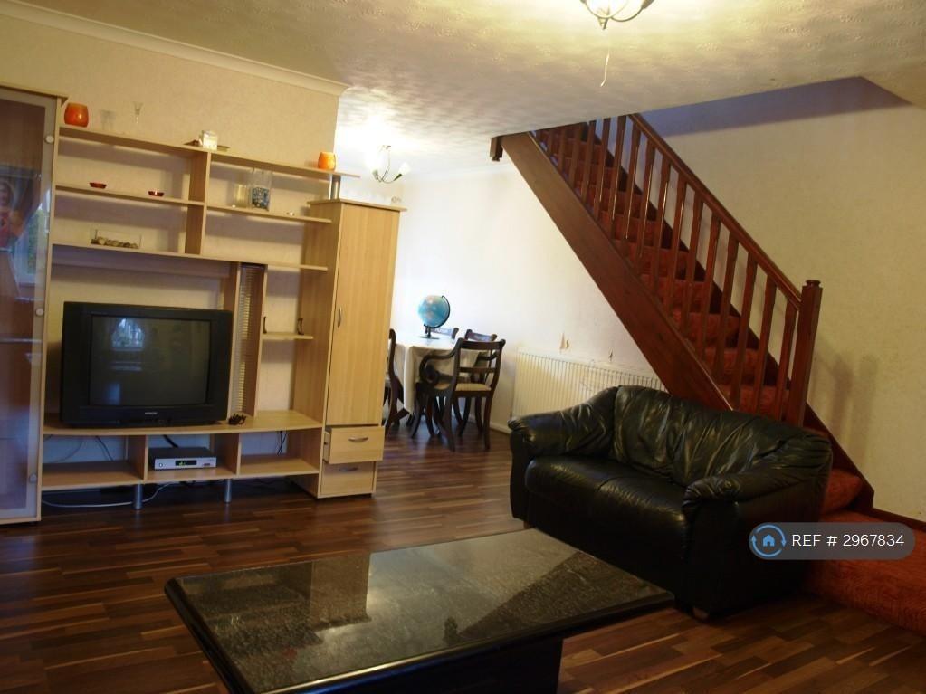 House in Nottingham - View 3
